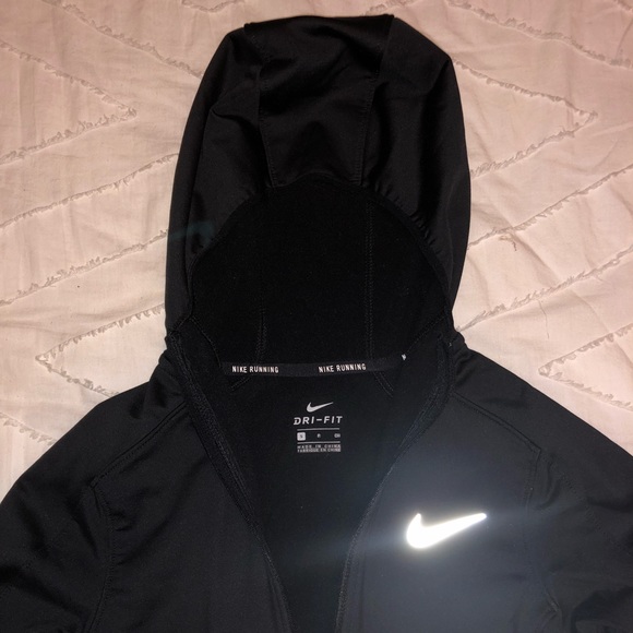 Nike Tops - NWOTS Nike Dri-Fit Hooded Fleece Jacket Nike Tops - NWOTS Nike Dri-Fit Hooded Fleece Jacket